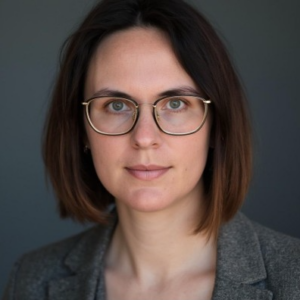 stefanie-300x300